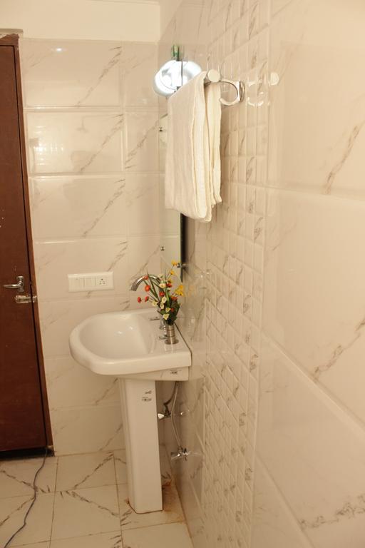 Geetanjali Hotel & Motel Bharatpur Eksteriør billede