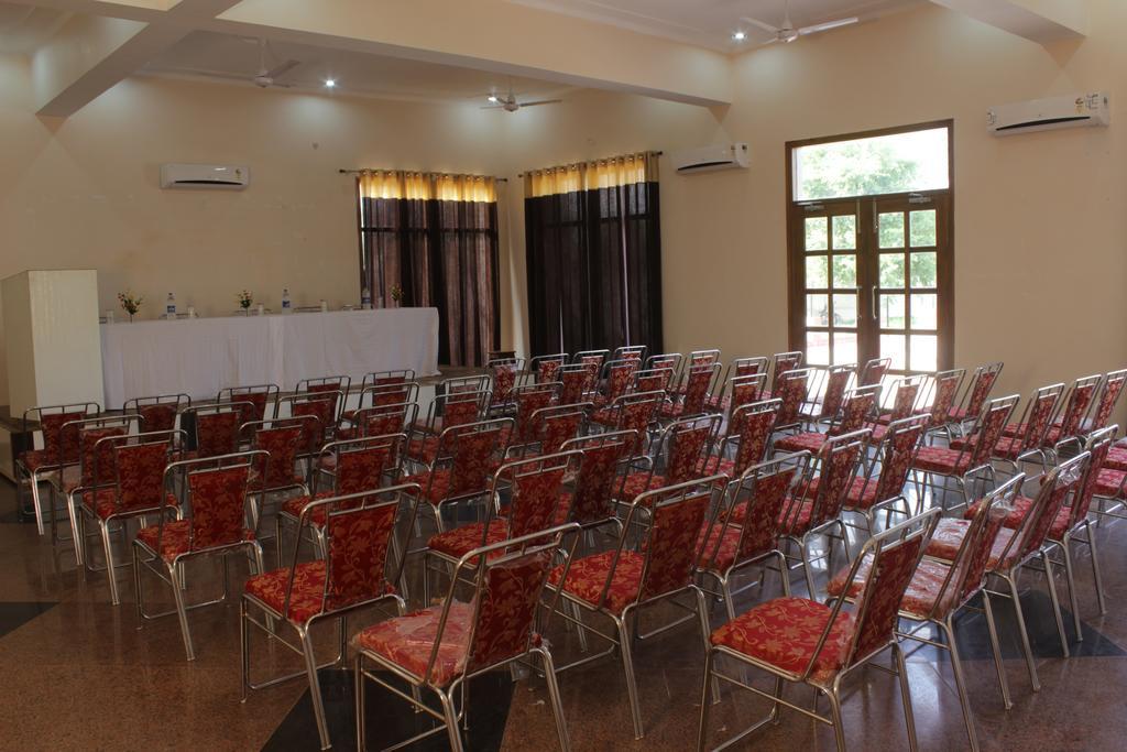 Geetanjali Hotel & Motel Bharatpur Eksteriør billede