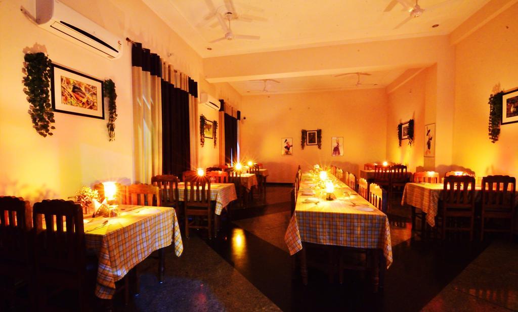Geetanjali Hotel & Motel Bharatpur Eksteriør billede